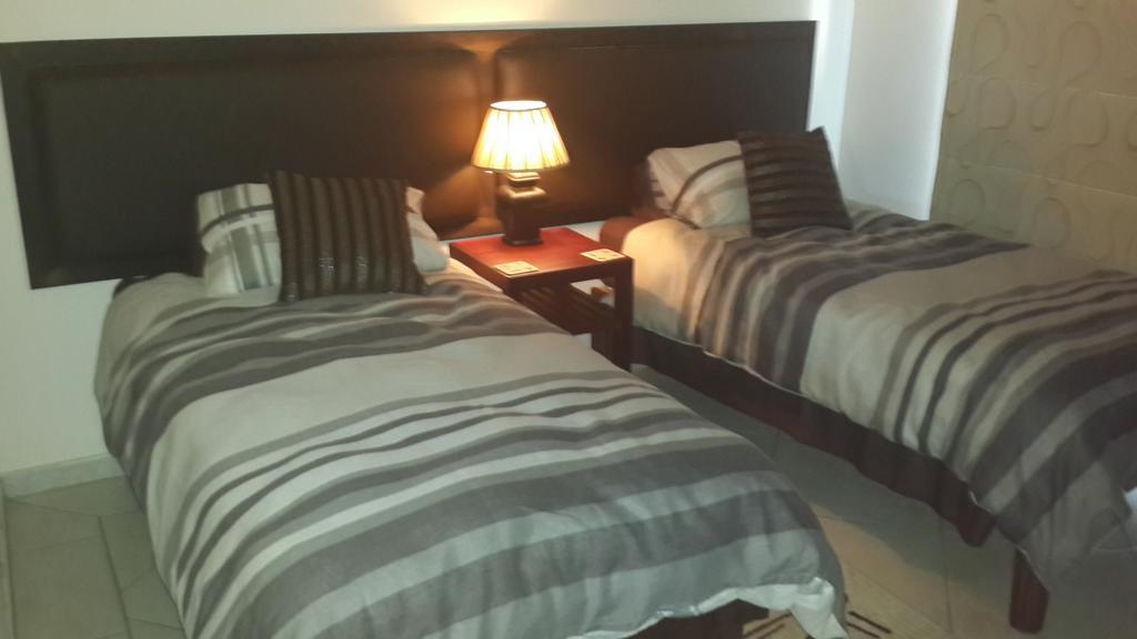 Magaliqua Guest House Noordheuwel Room photo