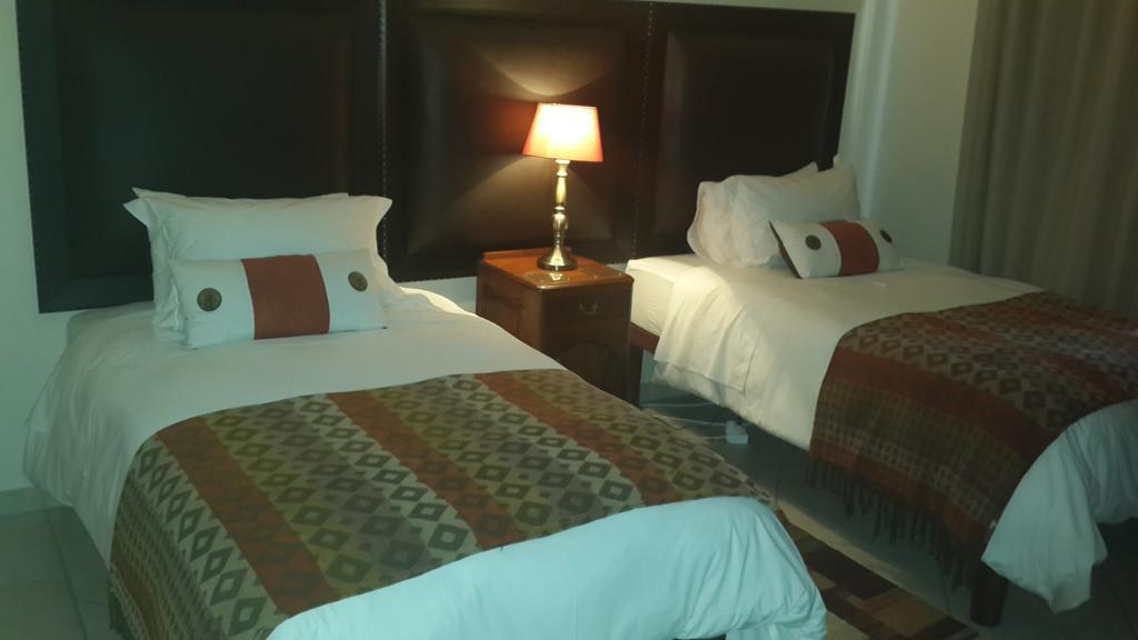 Magaliqua Guest House Noordheuwel Room photo
